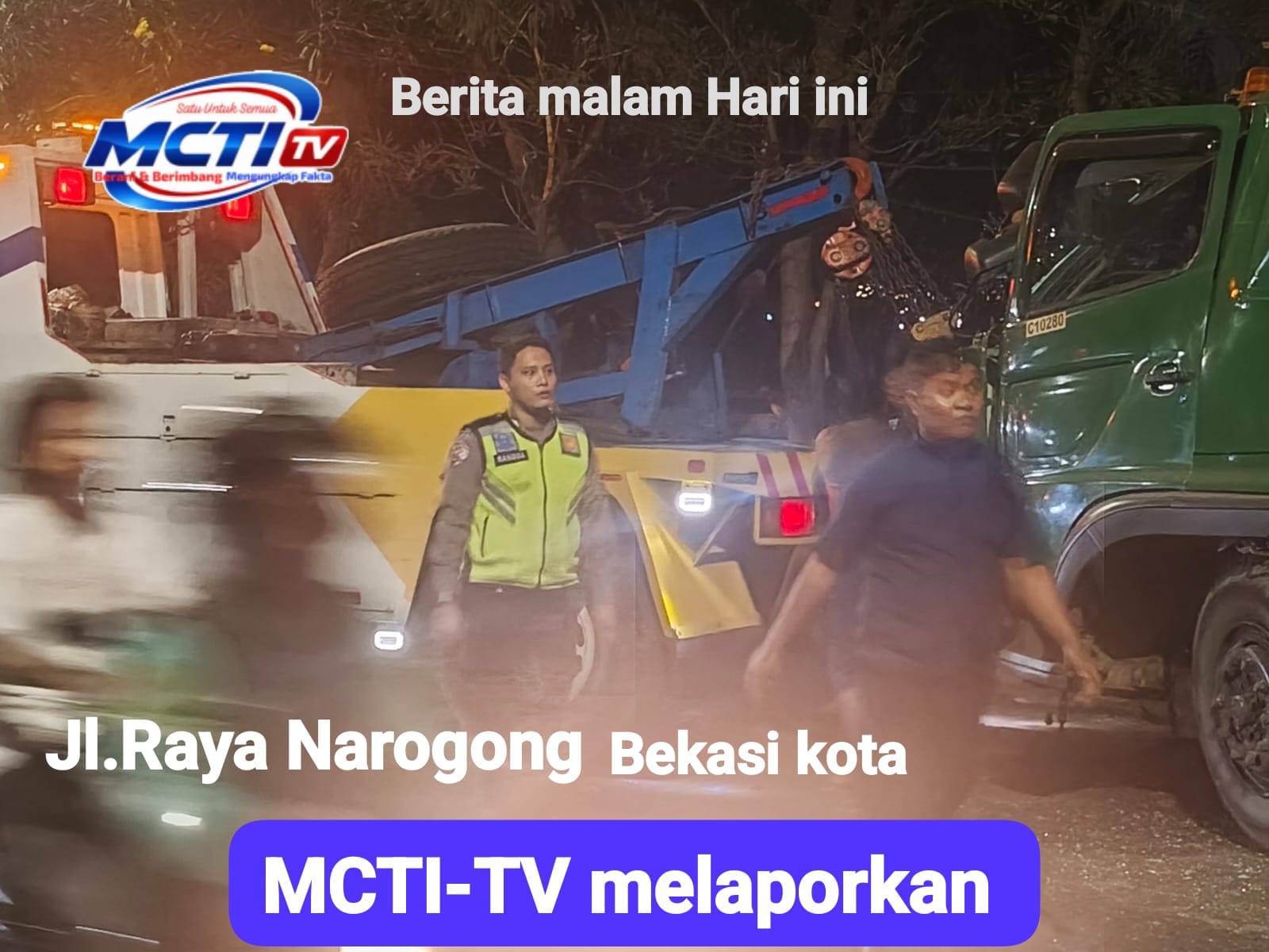 KECELAKAAN MOBIL DI JALAN RAYA NAROGONG, DIDUGA SOPIR MENGANTUK