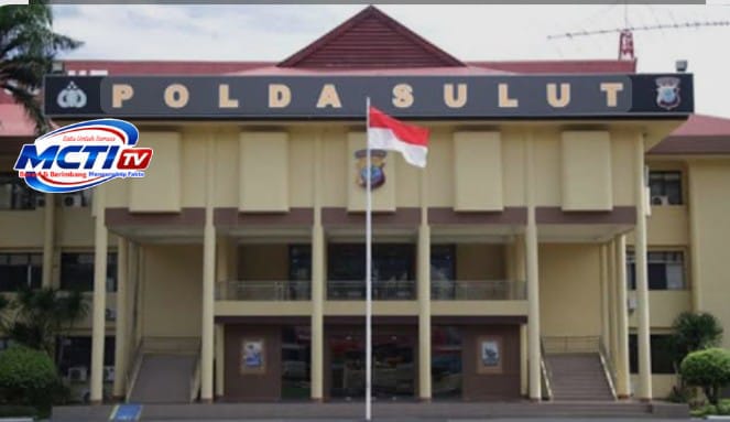 Prof Sutan Nasomal SH,MH Minta Gubernur Sulut Bila Terbukti Pecat Kepsek SMAN 9,Manado provinsi Sulawesi Utara Amoral!!Manado, Sangat tidak elok terjadi di lingkungan dunia pendidikan dan mestinya bersih dari kelakuan bejad yang kebanyakan dilakukan bramocorah “, sesal Prof Sutan Nasomal SH MH Tokoh Pendidikan Internasional ini dengan nadaAngat menyayangkan terjadi di lingkungan yang mestinya stril dari masalah yang tidak semestinya terjadi ini keluh tokoh ini.