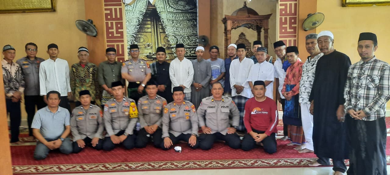 Kapolsek Tamalate Laksanakan Safari Jumat, Pentingnya sinergi antara toko agama, instansi pemerintahan dan penegak hukum di masing-masing wilayah