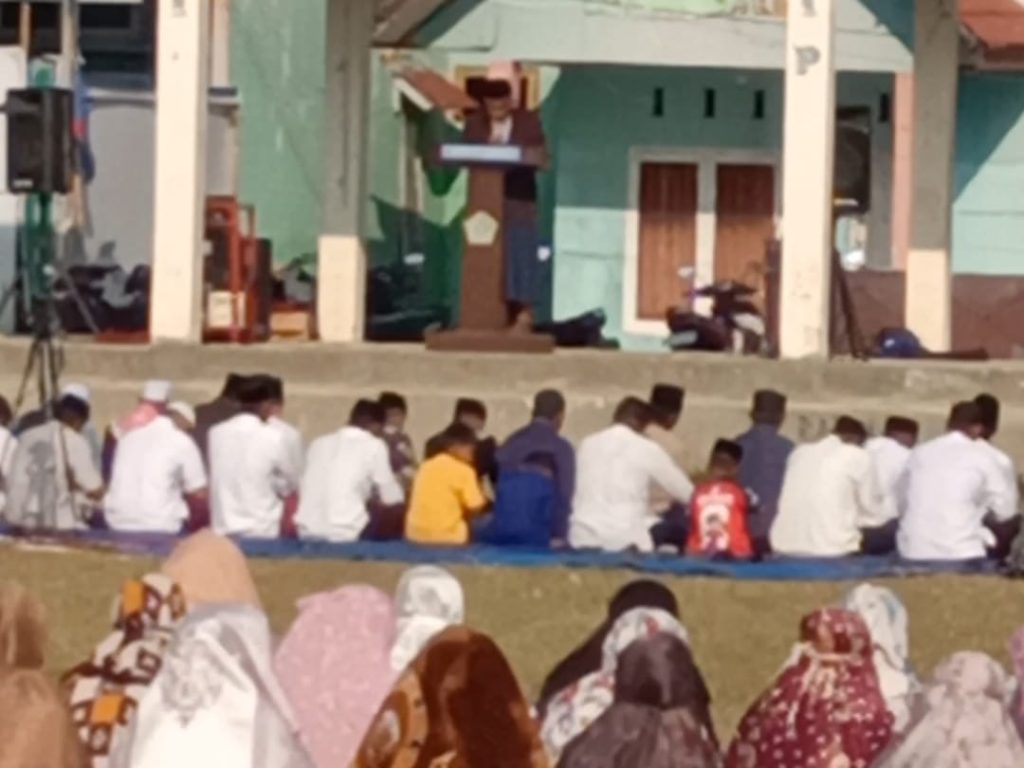 Warga Sampano Gelar Sholat Istisqa, Memohon Curahan Hujan dan Keberkahan
