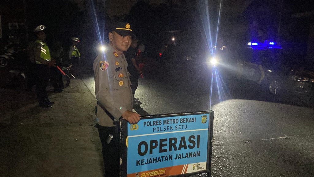 Polsek Setu Hadir di Jam Rawan, Cegah 3C dan Gangguan Kamtibmas